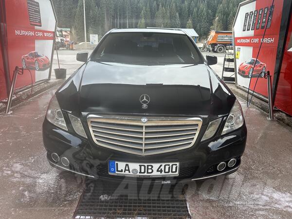Mercedes Benz - E 250 - tek uvezen i registovan