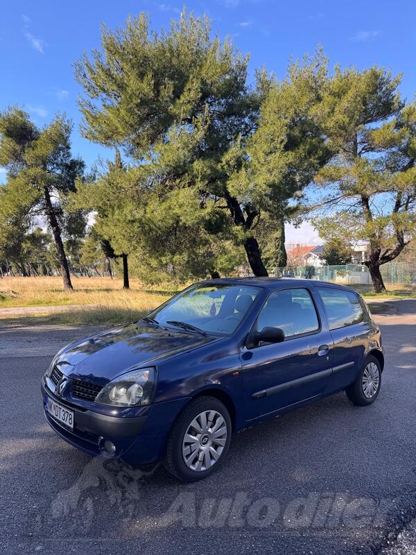 Renault - Clio - 1.5 dci