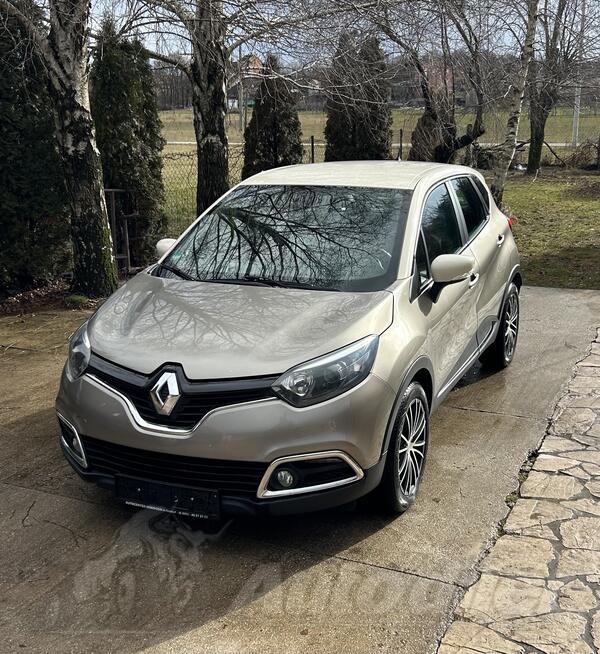 Renault - Captur - CAPTUR