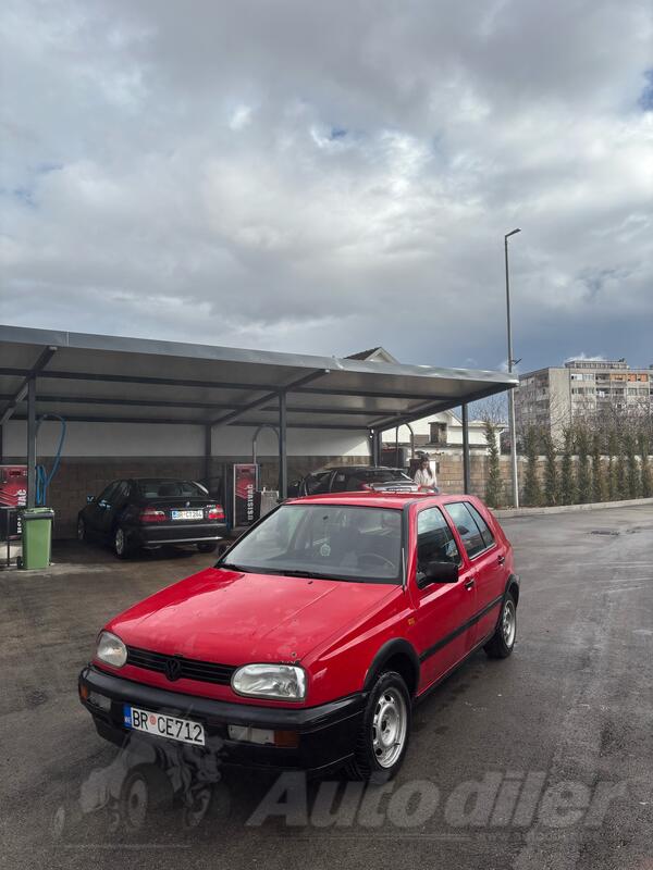 Volkswagen - Golf 3 - 1.8 Benzin