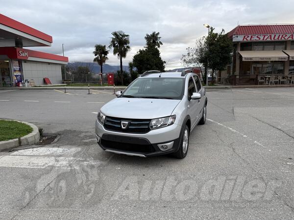 Dacia - Stepway - 1.5 dCi