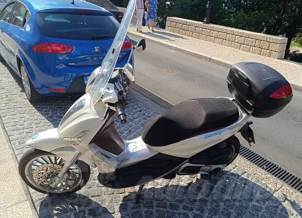 Piaggio - Beverli