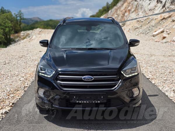 Ford - Kuga - 2.0 TDCI ST-LINE Black Edition 4x4