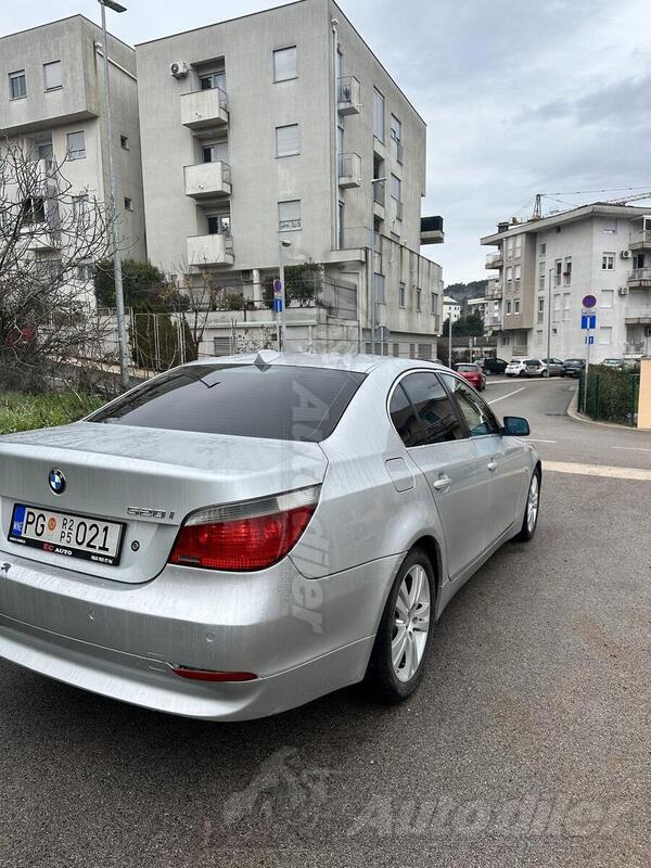 BMW - 520 - BMW 520i