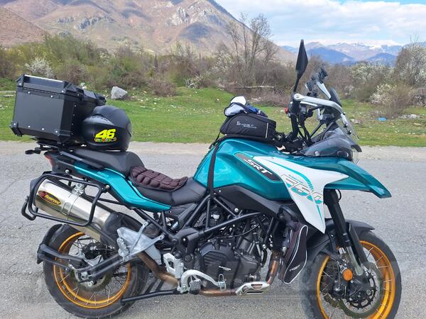 QJ Motor - srt 550 x
