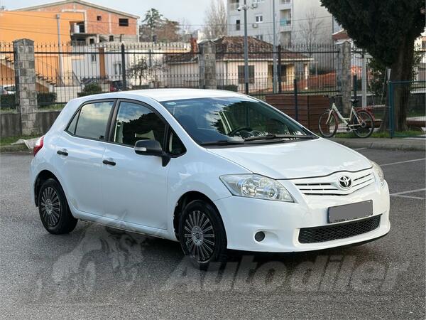 Toyota - Auris - 1.3 Terra Ac