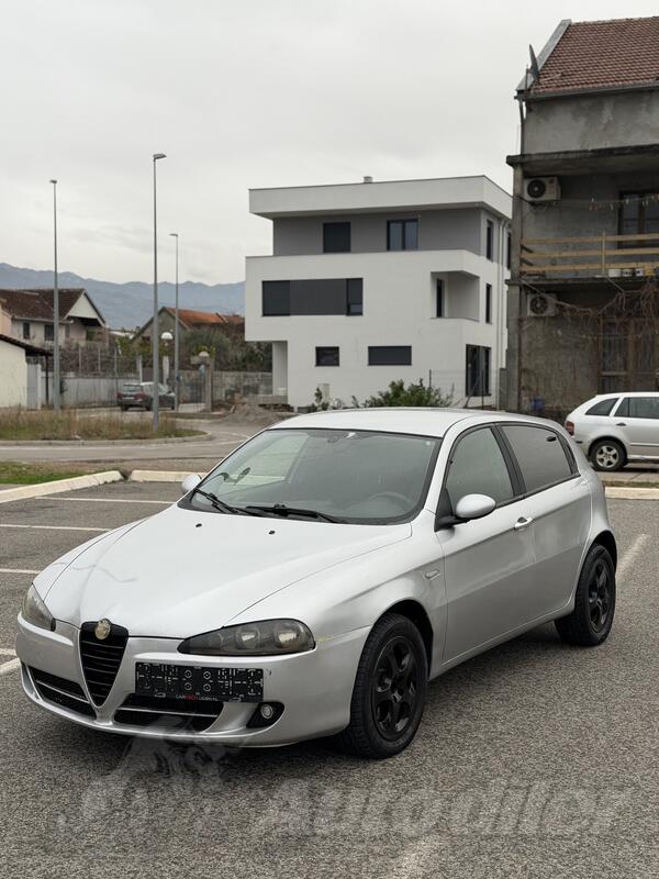 Alfa Romeo - 147 - 1.9jtd