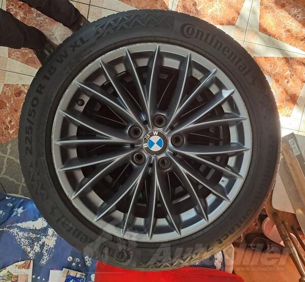 Fabričke felne i Continental gume