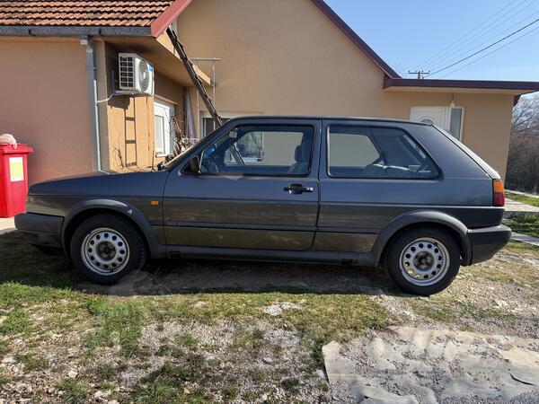 Volkswagen - Golf 2 - 1.6 GT