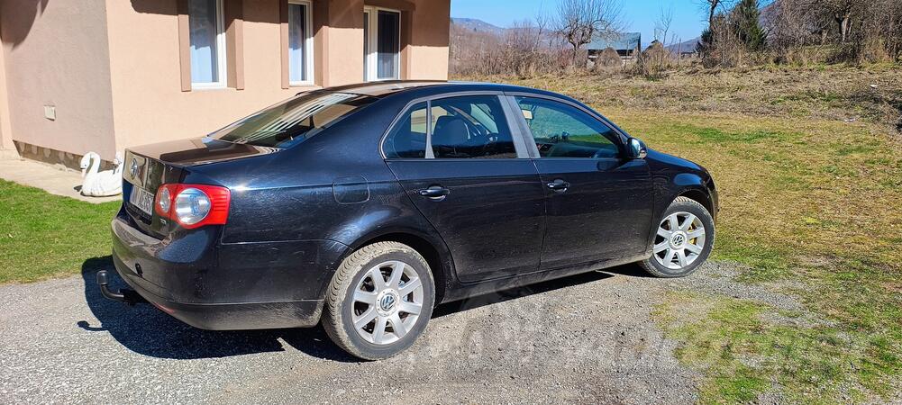 MOMO felne i R16 gume