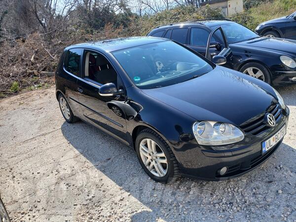 Volkswagen - Golf 5 - 2.0 8ventila 103 k