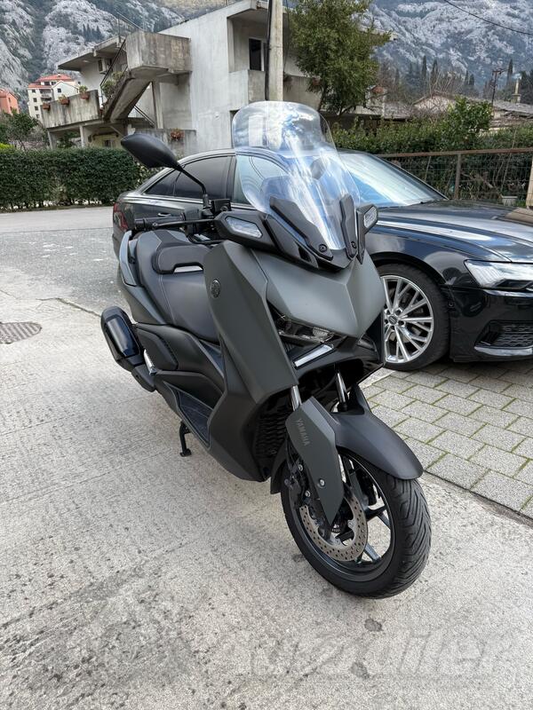 Yamaha - XMAX 300