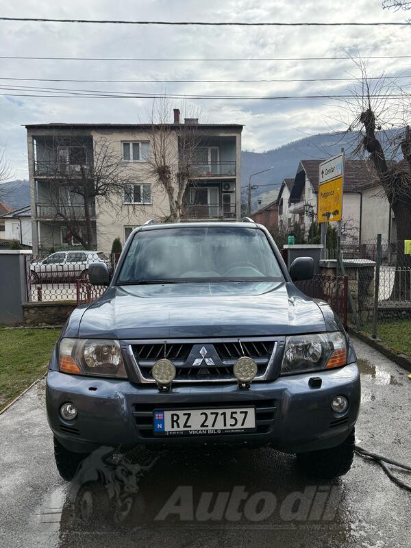 Mitsubishi - Pajero - 3.2 DI-D