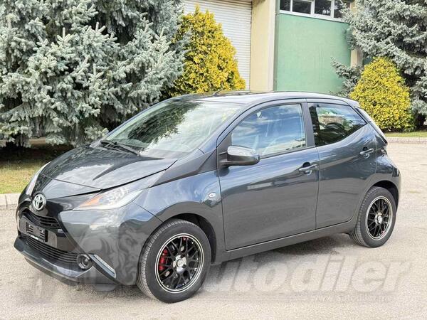 Toyota - Aygo - 1.0 benzin