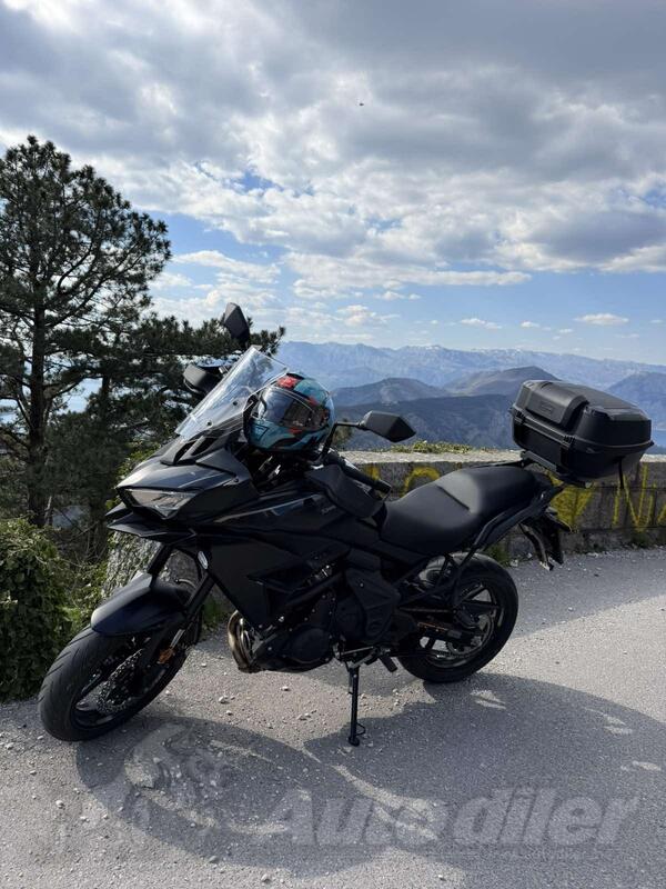 Kawasaki - versys 650 tourer