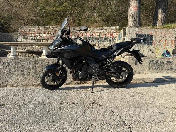 Kawasaki - versys 650 tourer