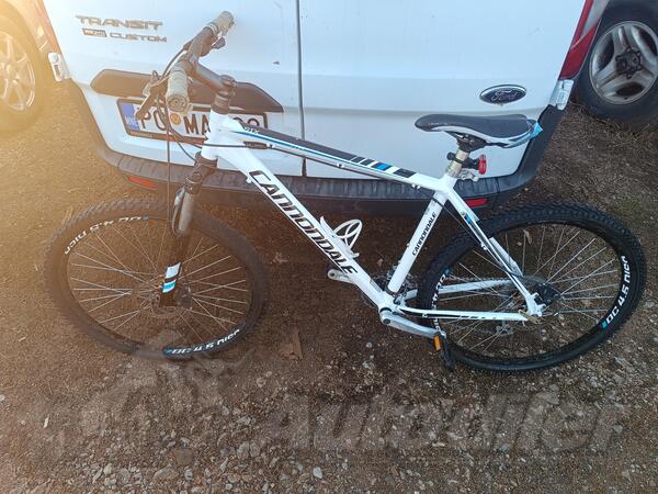 Cannondale - Biciklo