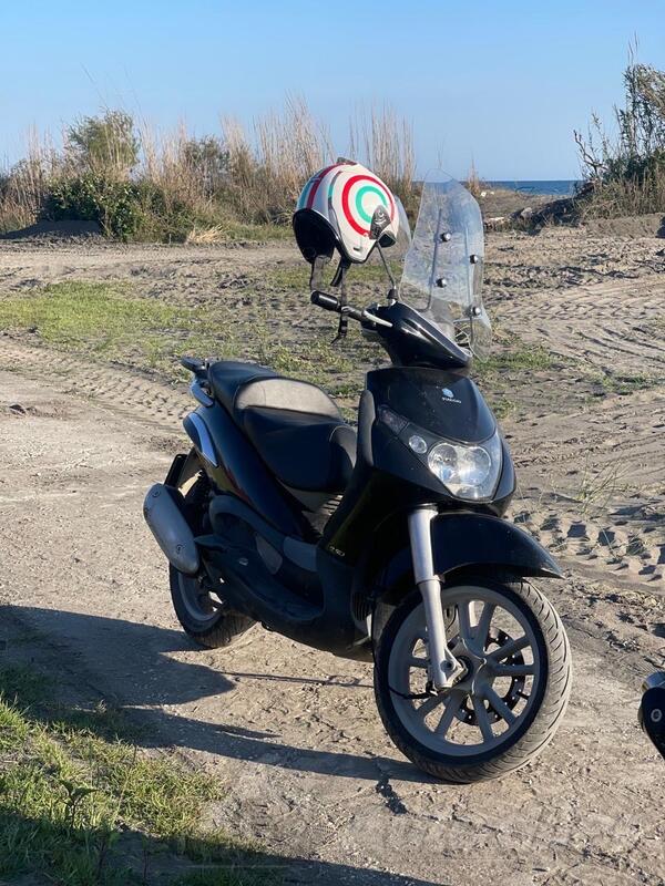 Piaggio - beverly