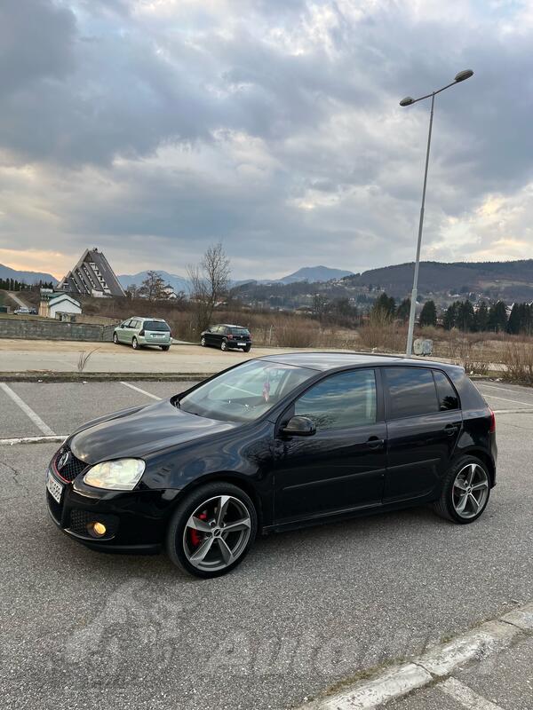 Volkswagen - Golf 5 - 2.0 TDI