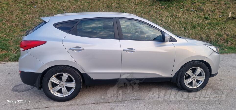 Hyundai - iX35 - 2.0 crdi