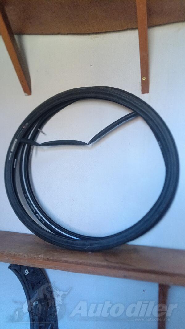 Ostalo - Vittoria Randonneur 700x35 i Maxxis 700x42, unutrašnje Presta