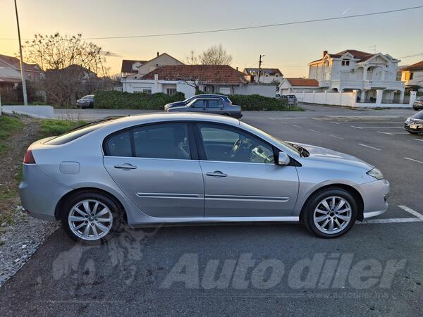 Renault - Laguna - 2.0 TDI...