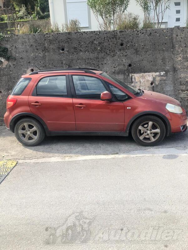 Suzuki - SX4 - L.6 GS