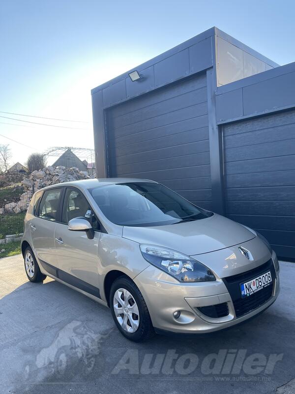 Renault - Scenic - 1.5 dci