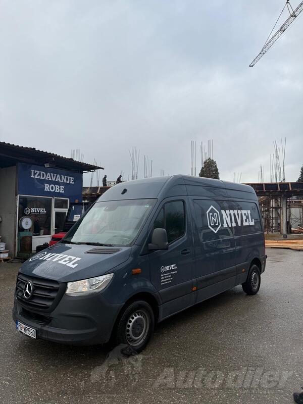 Mercedes Benz - Sprinter