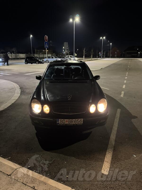Mercedes Benz - E 280