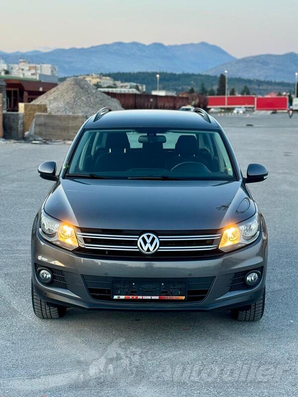 Volkswagen - Tiguan - 2,0 tdi