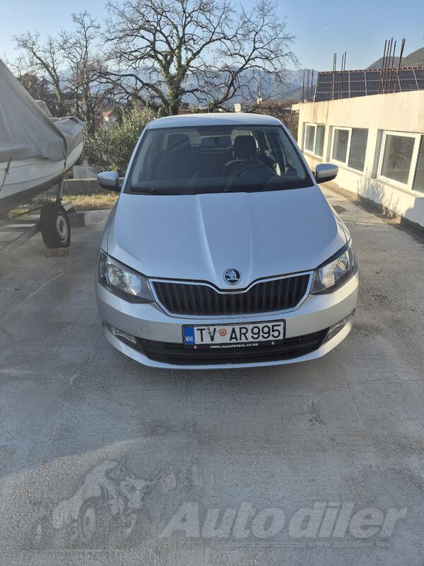 Škoda - Fabia - 1.0 ambiente