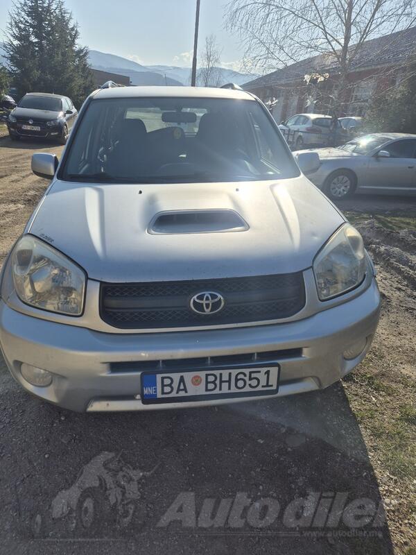 Toyota - RAV 4 - 2.ooo