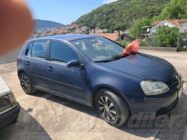 Volkswagen - Golf 5 - 2.0 sdi