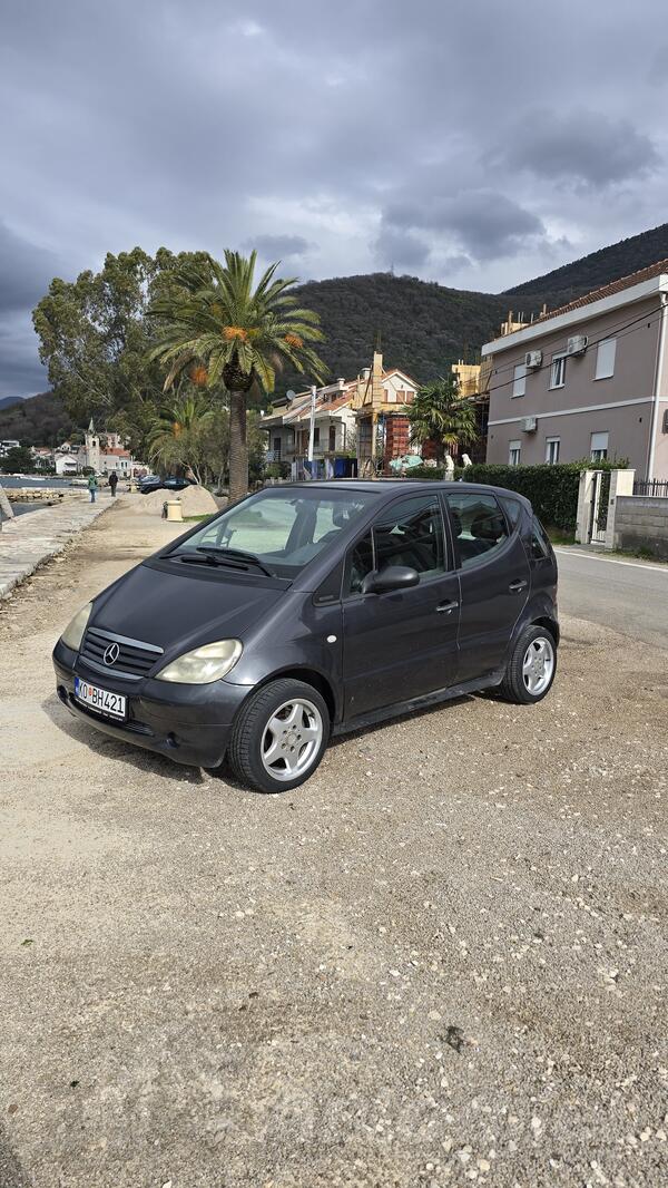 Mercedes Benz - A 140 - A140