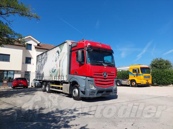 Mercedes Benz - actros