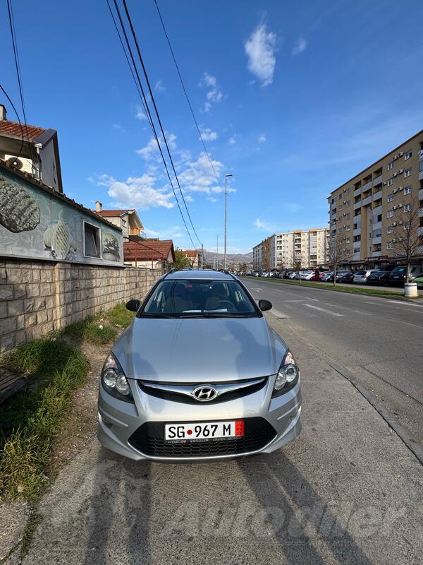 Hyundai - i30 - 1.6