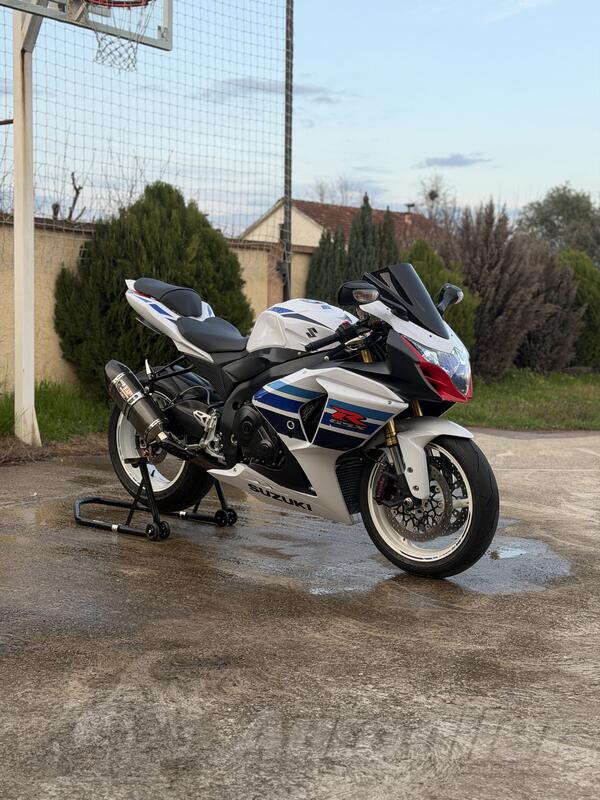 Suzuki - GSXR 1000 1Milion