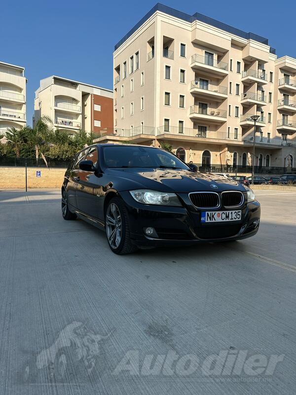 BMW - 320 - 320