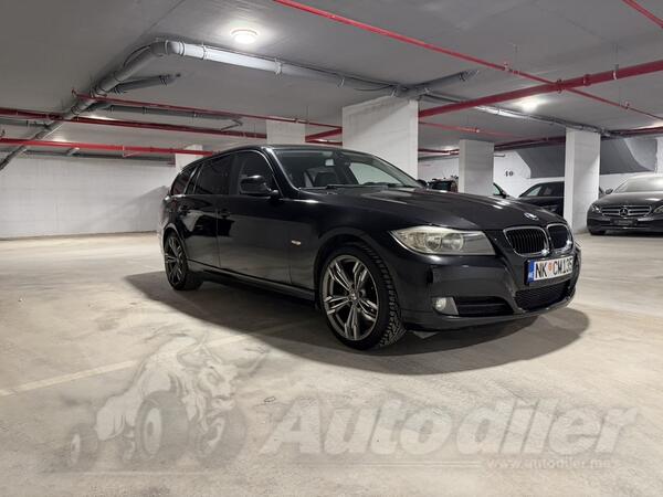 BMW - 320 - 320