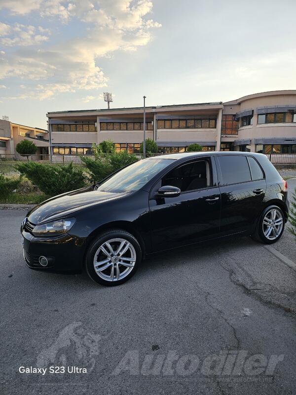 Volkswagen - Golf 6 - 2.0 tdi 81 kw