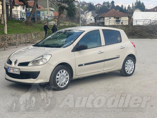 Renault - Clio - 1.5 DCI