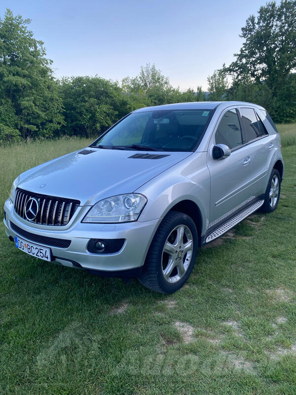 Mercedes Benz - ML 280 - 4 matic