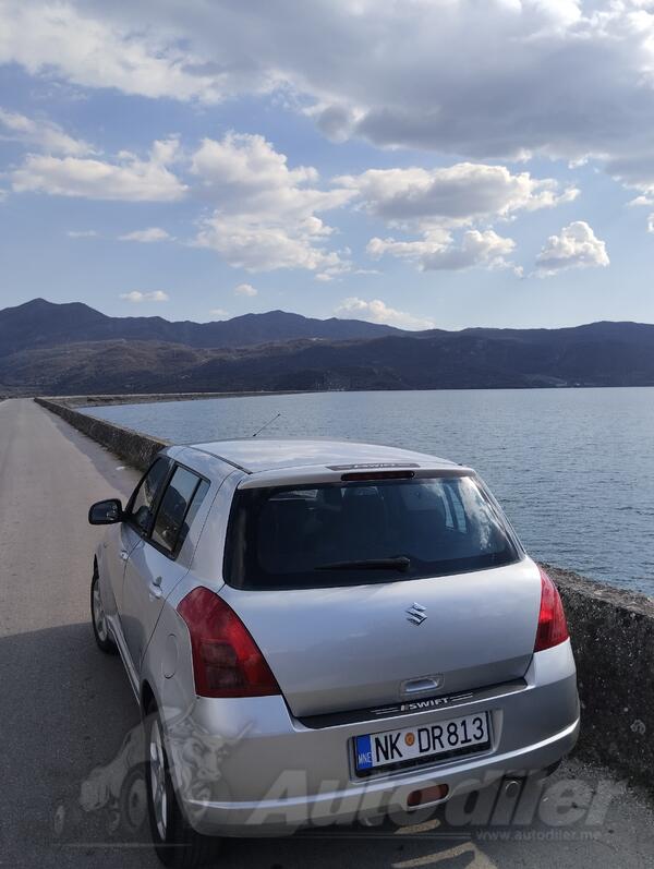 Suzuki - Swift - 1.3