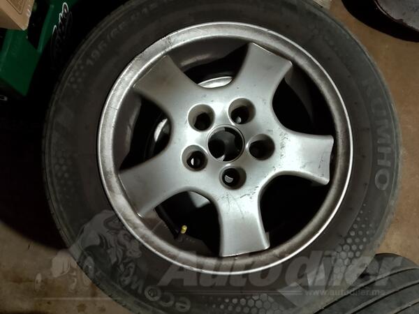 Ostalo rims and Kumho19565R15 tires