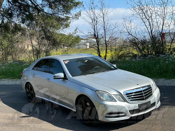 Mercedes Benz - E 250 - 2.5cdi 4matic