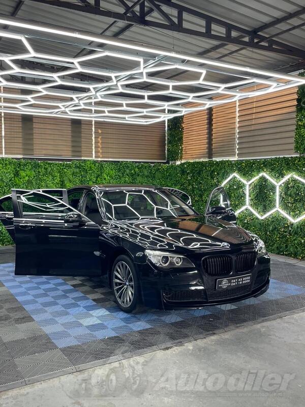 BMW - 730 - xdrive