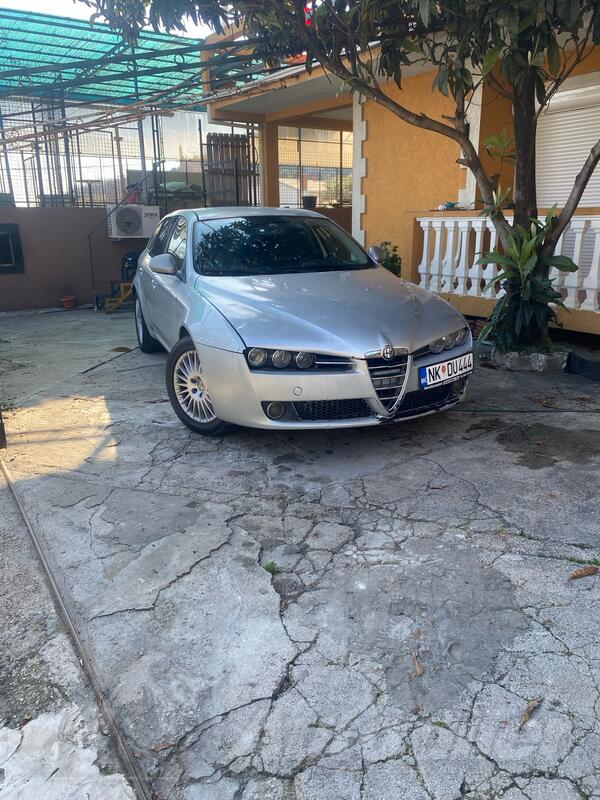 Alfa Romeo - 159 - 1.9 jtd