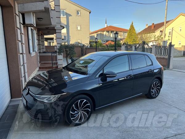 Volkswagen - Golf 8 - 2.0 tdi