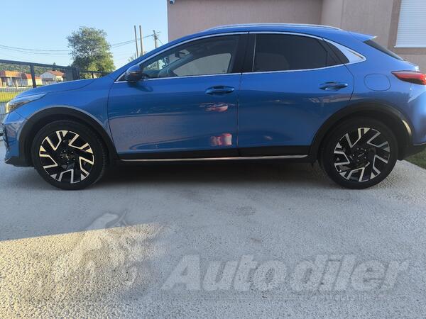 Kia - Cee`d